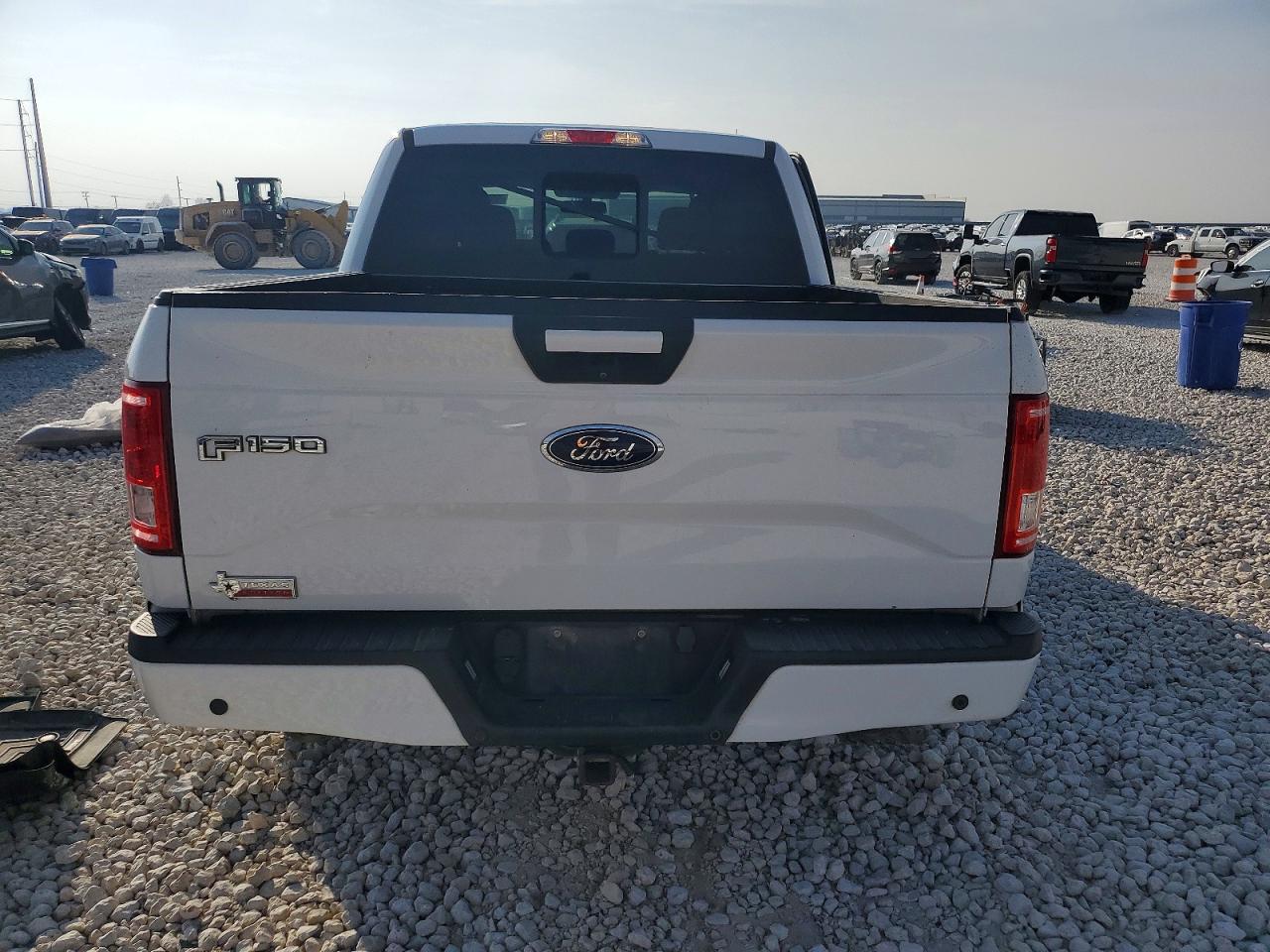 2017 FORD F150 SUPERCREW photo 6