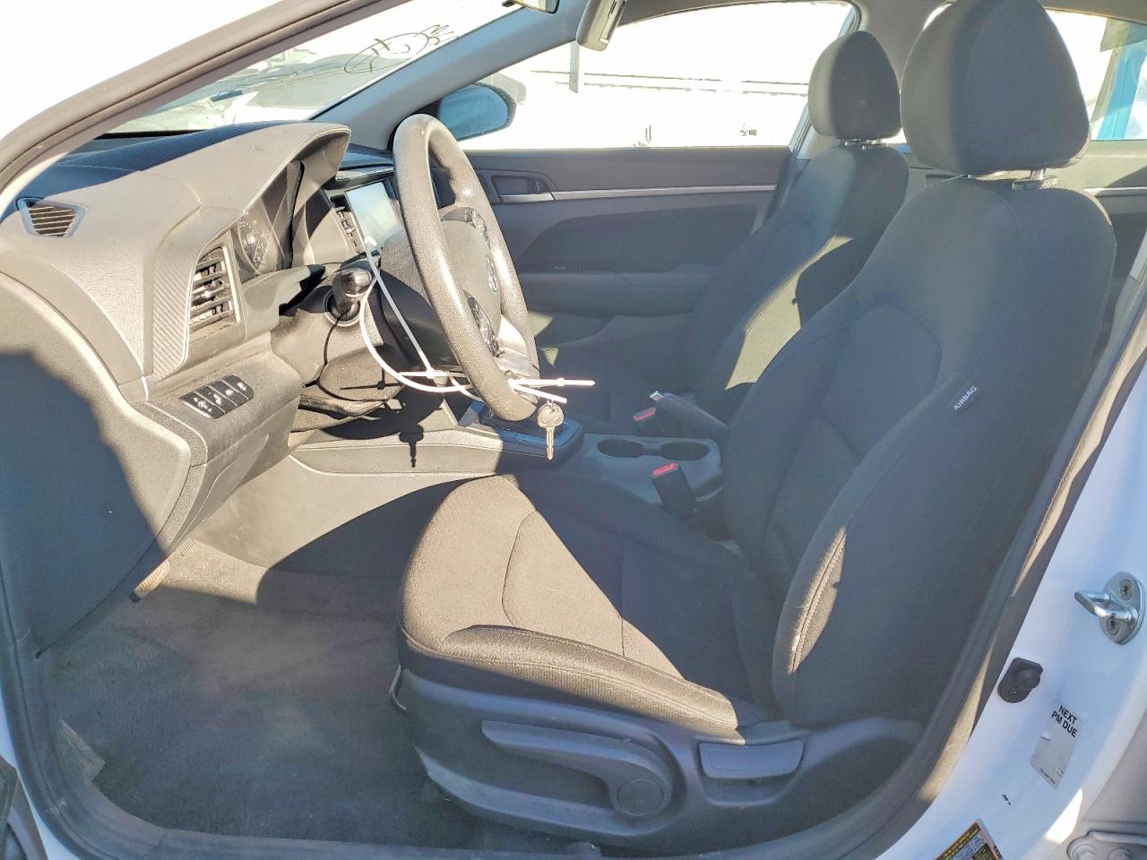 2020 HYUNDAI ELANTRA SEL photo 7