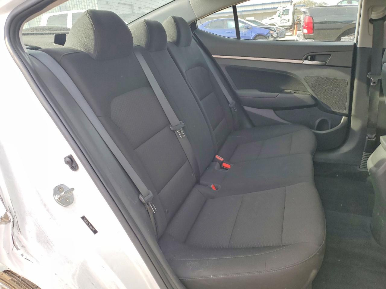 2020 HYUNDAI ELANTRA SEL photo 10