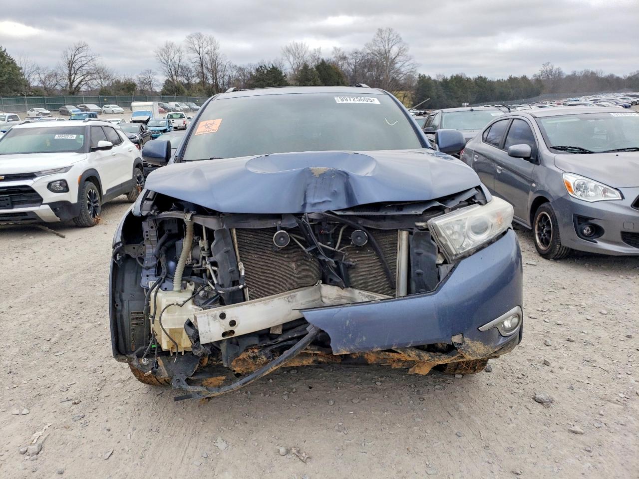 2012 TOYOTA HIGHLANDER BASE photo 5
