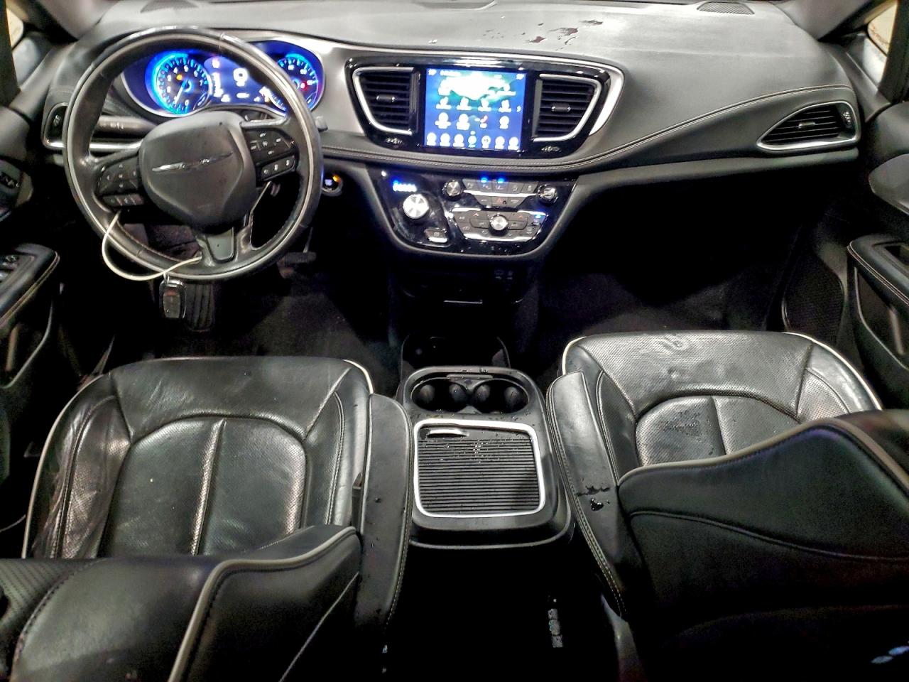 2019 CHRYSLER PACIFICA LIMITED photo 8