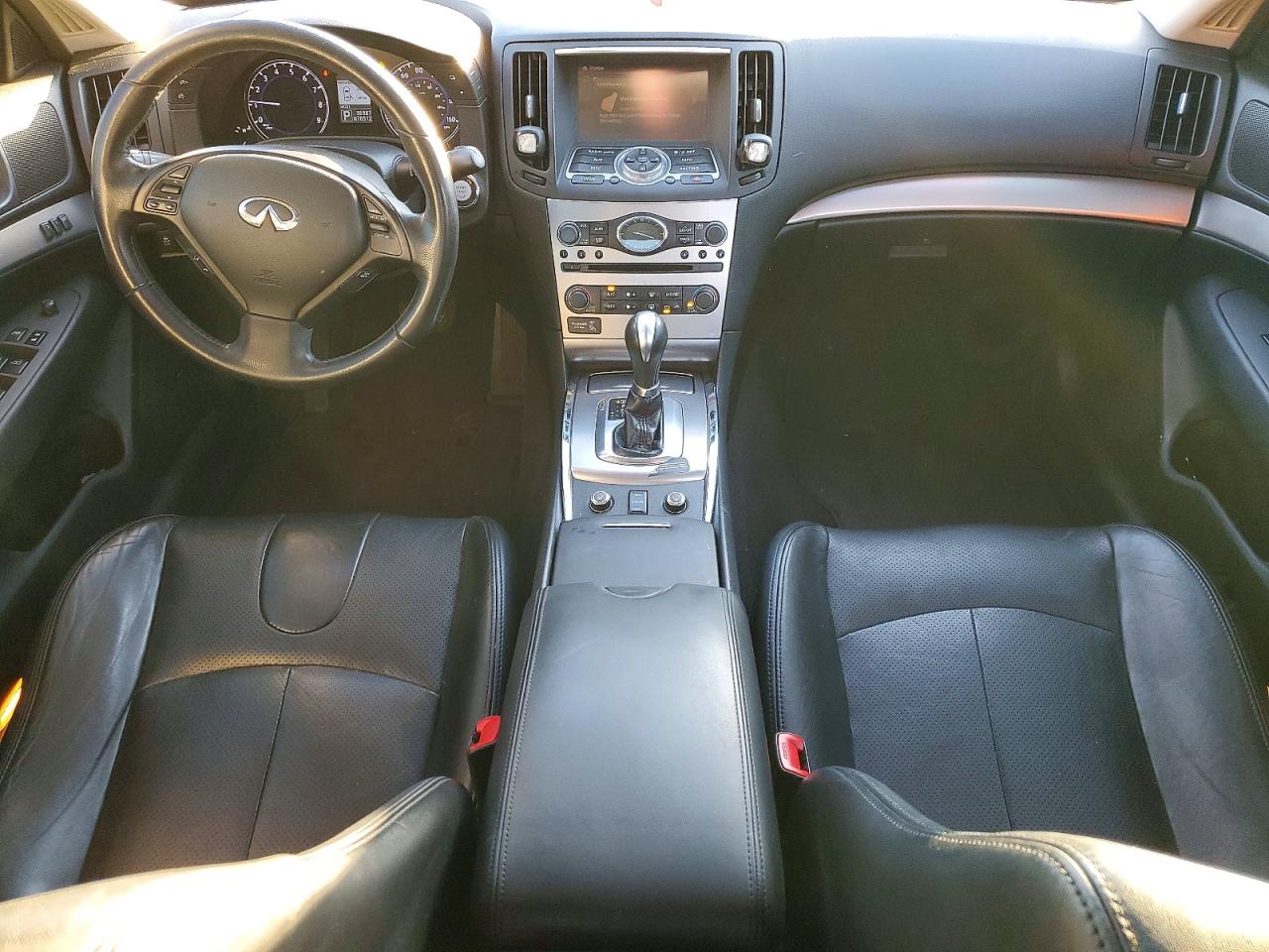 2013 INFINITI G37 photo 8