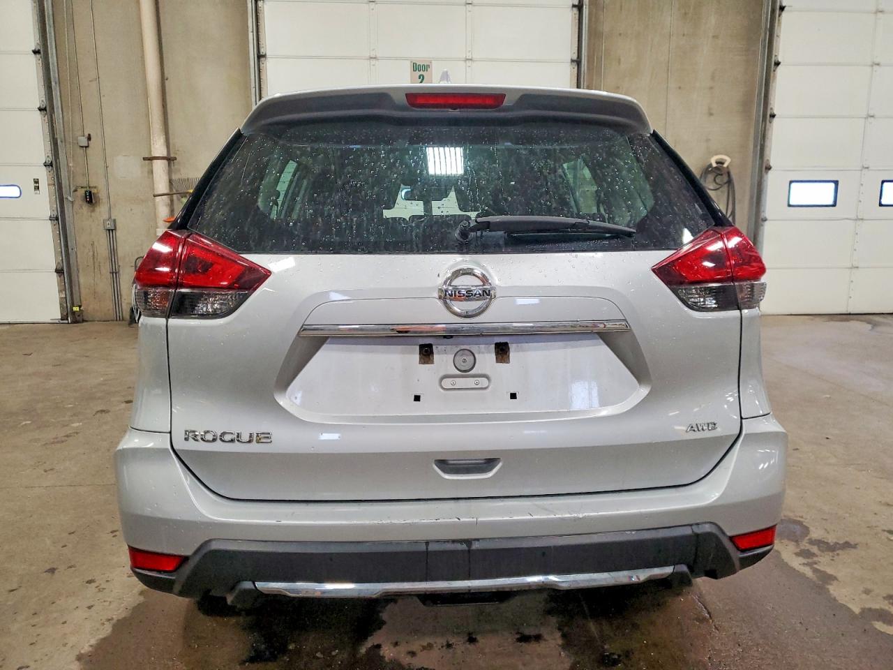 2020 NISSAN ROGUE S photo 6