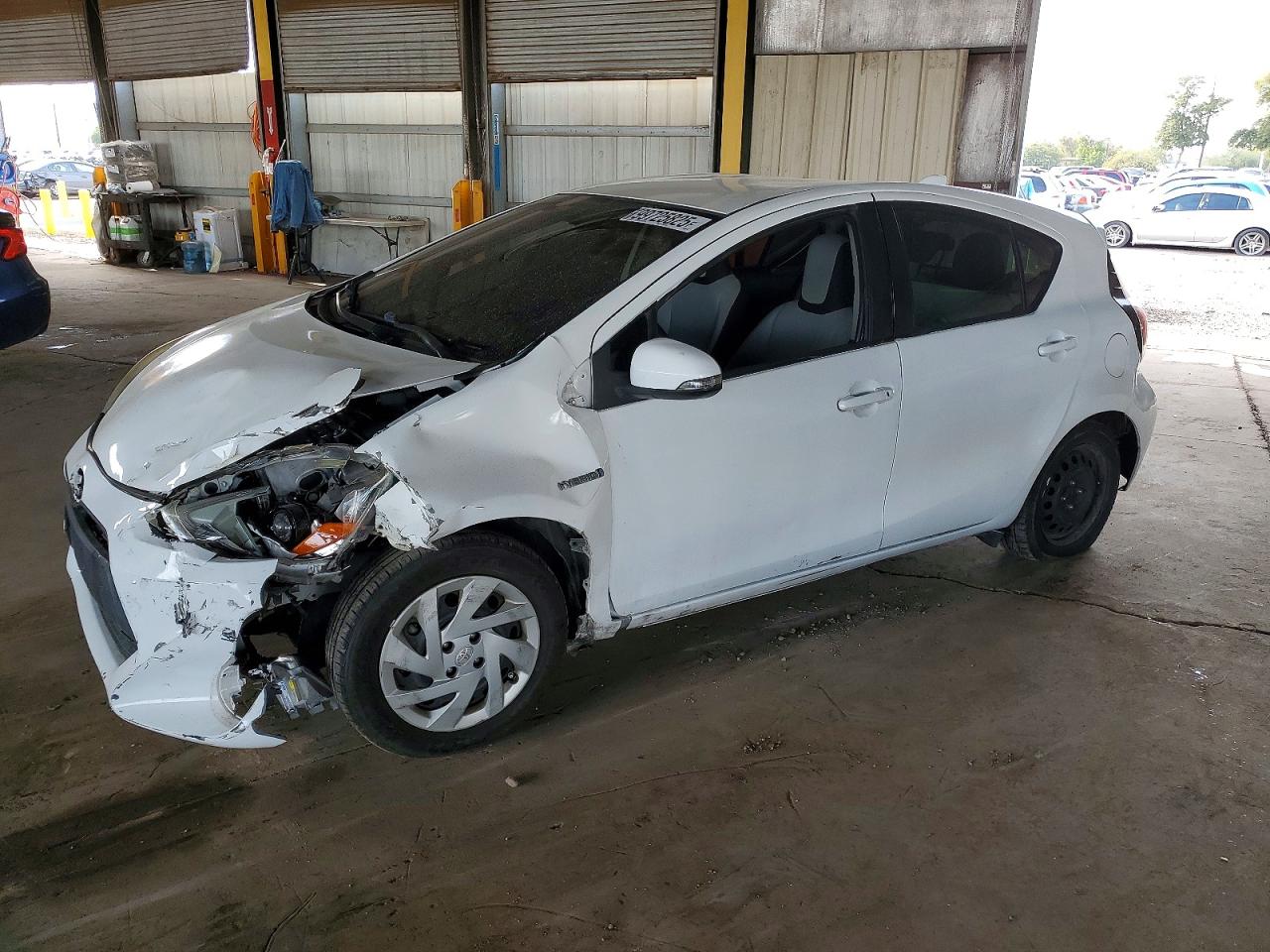 2016 TOYOTA PRIUS C