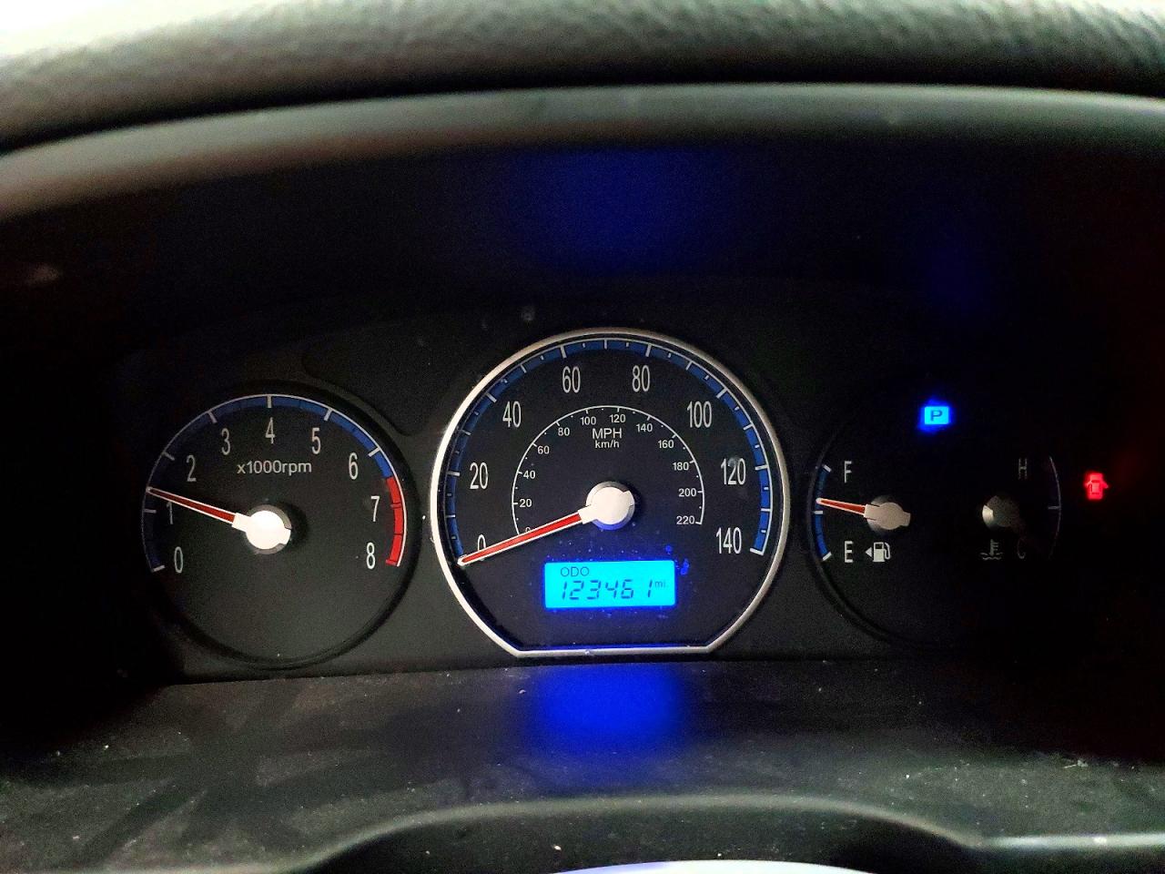 2009 HYUNDAI SANTA FE GLS photo 25
