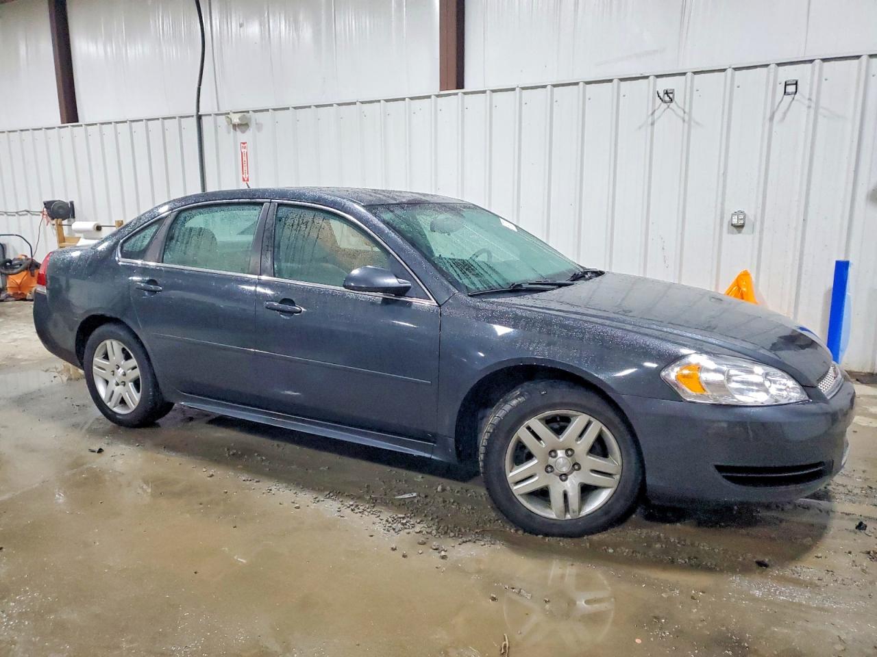 2013 CHEVROLET IMPALA LT photo 4