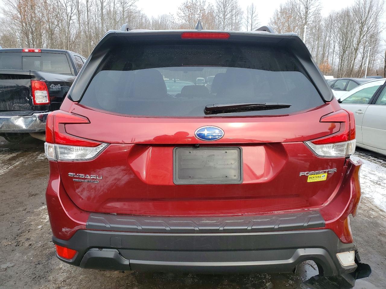 2024 SUBARU FORESTER PREMIUM photo 6