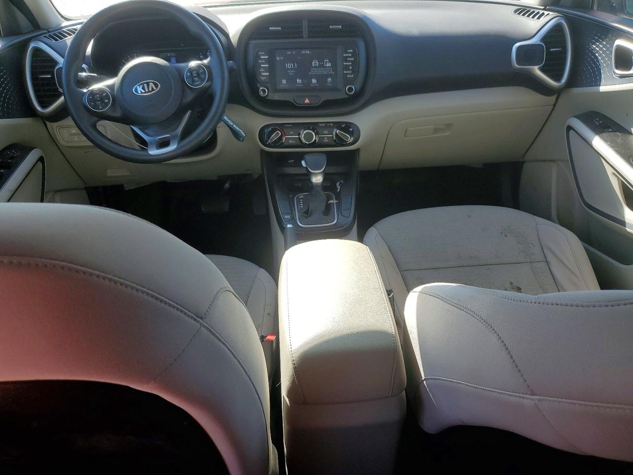 2020 KIA SOUL LX photo 15