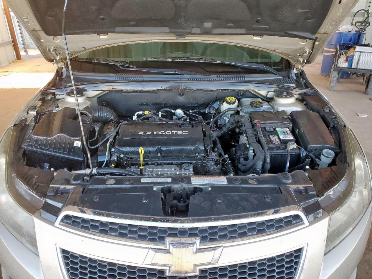 2013 CHEVROLET CRUZE LS photo 11