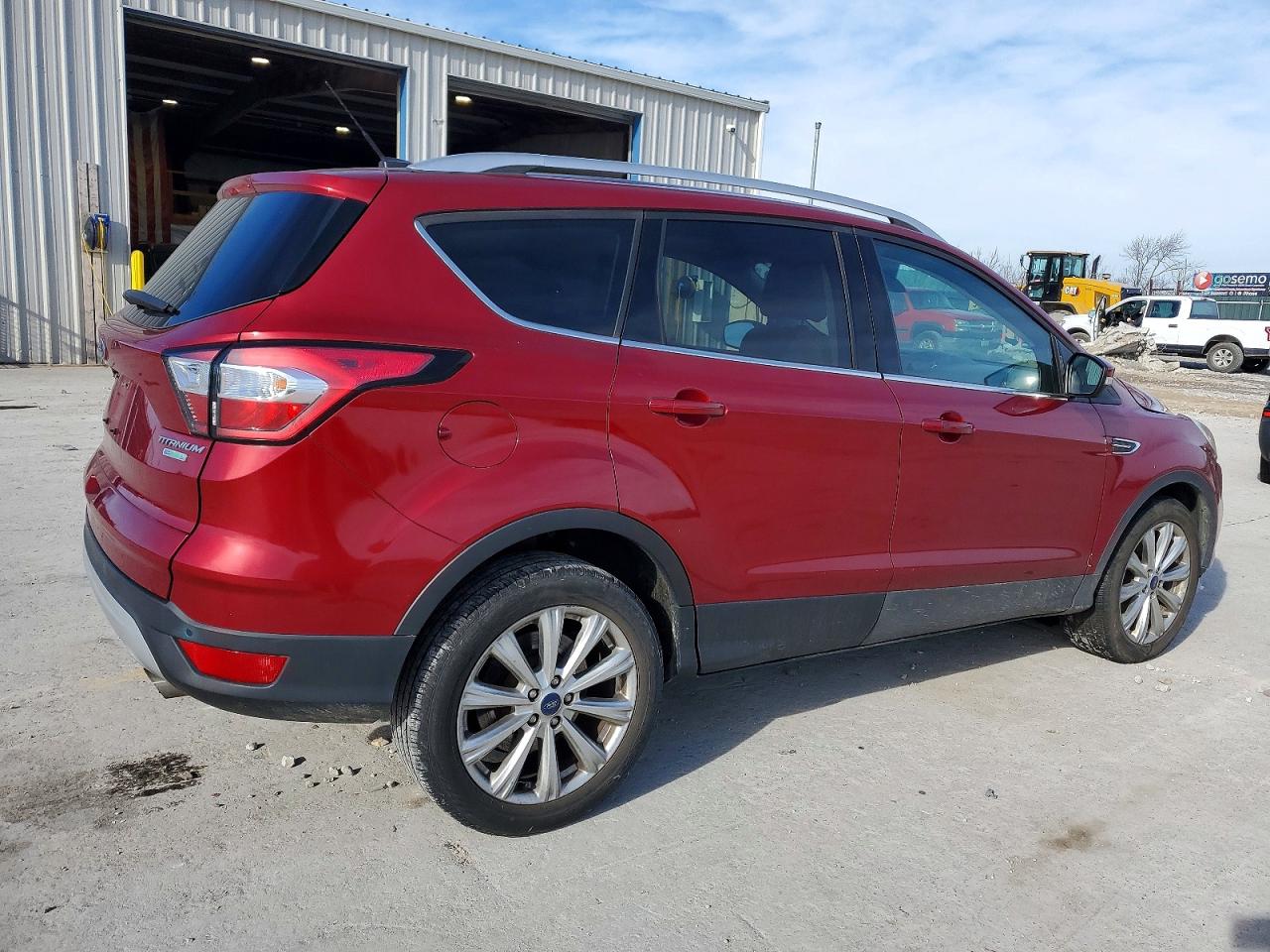 2017 FORD ESCAPE TITANIUM photo 3
