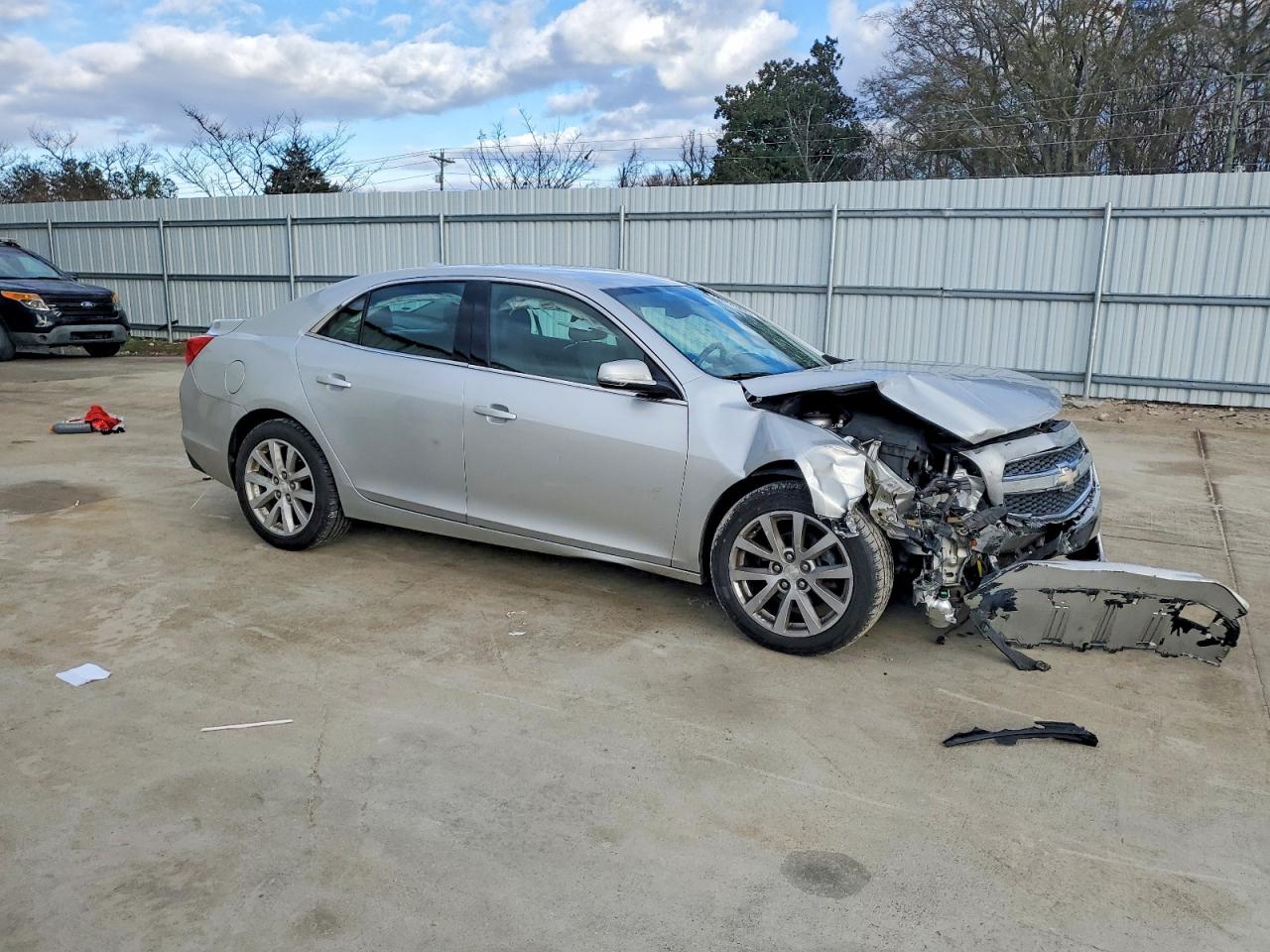 2013 CHEVROLET MALIBU 2LT photo 4