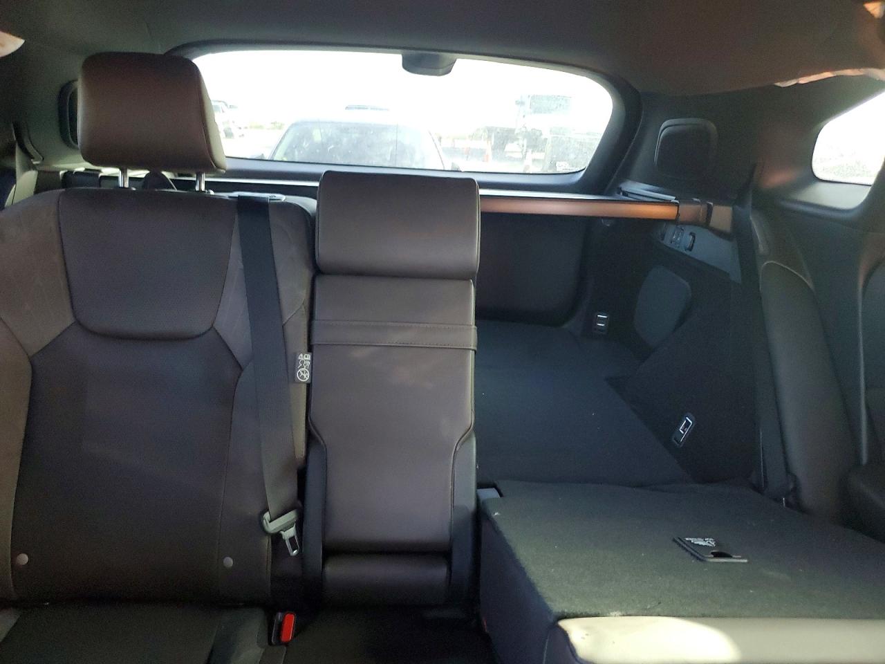 2025 LEXUS RX 450H+ LUXURY photo 10