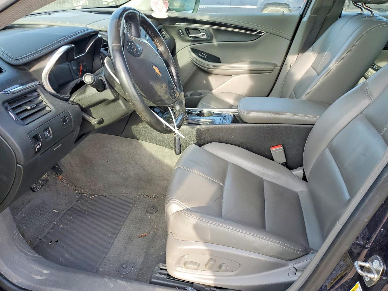 2018 CHEVROLET IMPALA LT photo 13