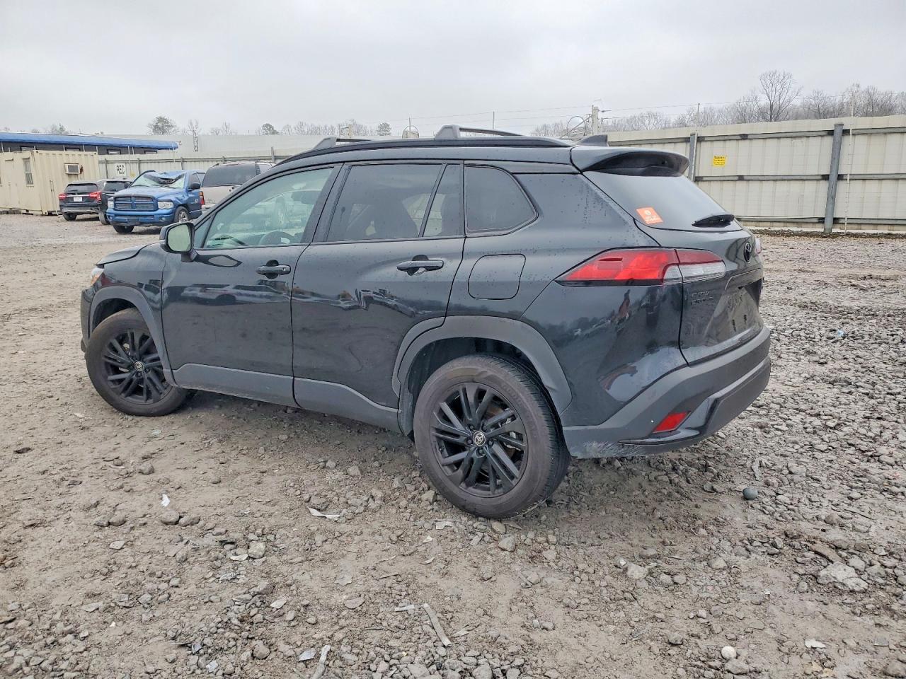 2025 TOYOTA COROLLA CROSS SE photo 2