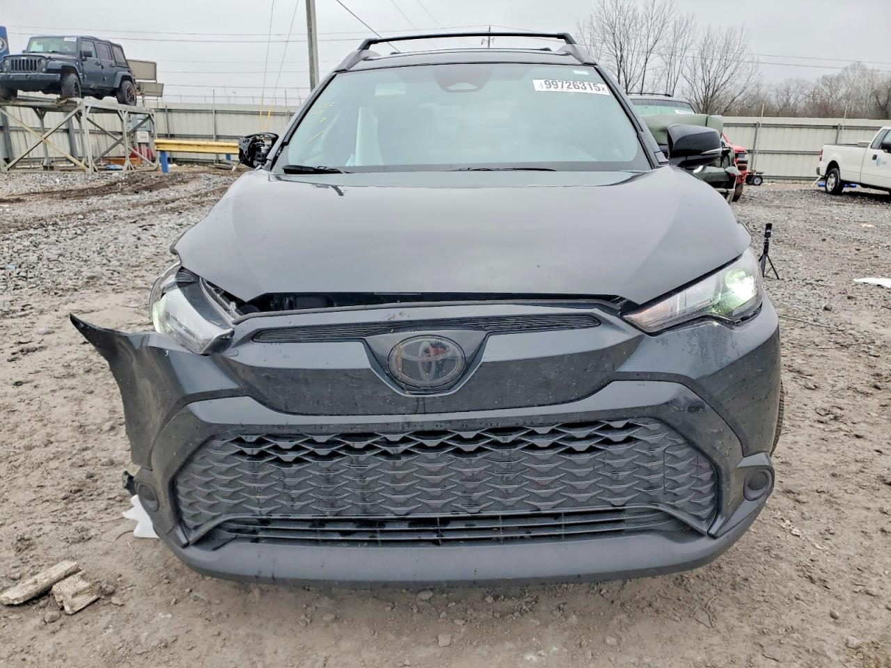 2025 TOYOTA COROLLA CROSS SE photo 5