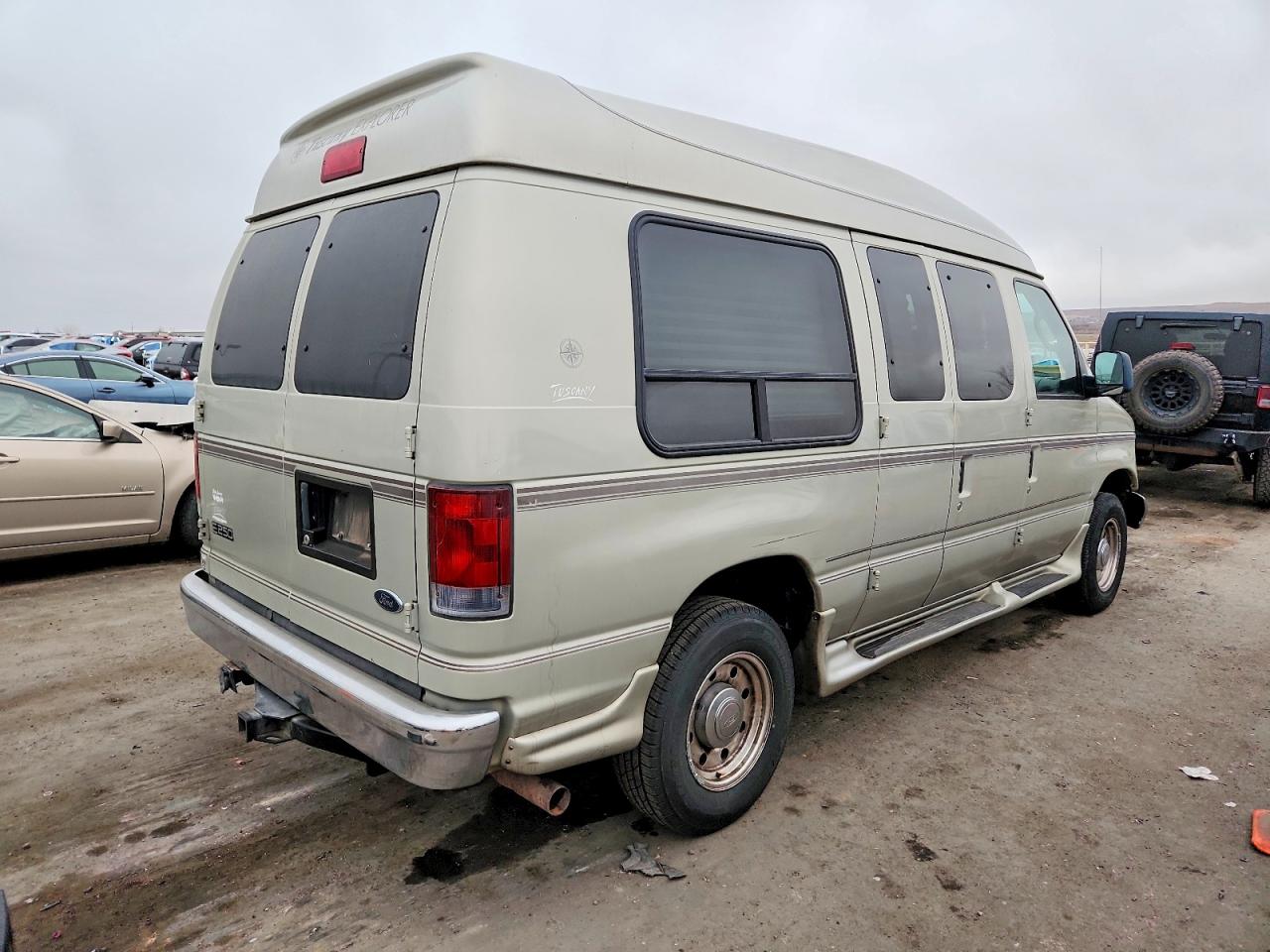 2005 FORD ECONOLINE E250 VAN photo 3
