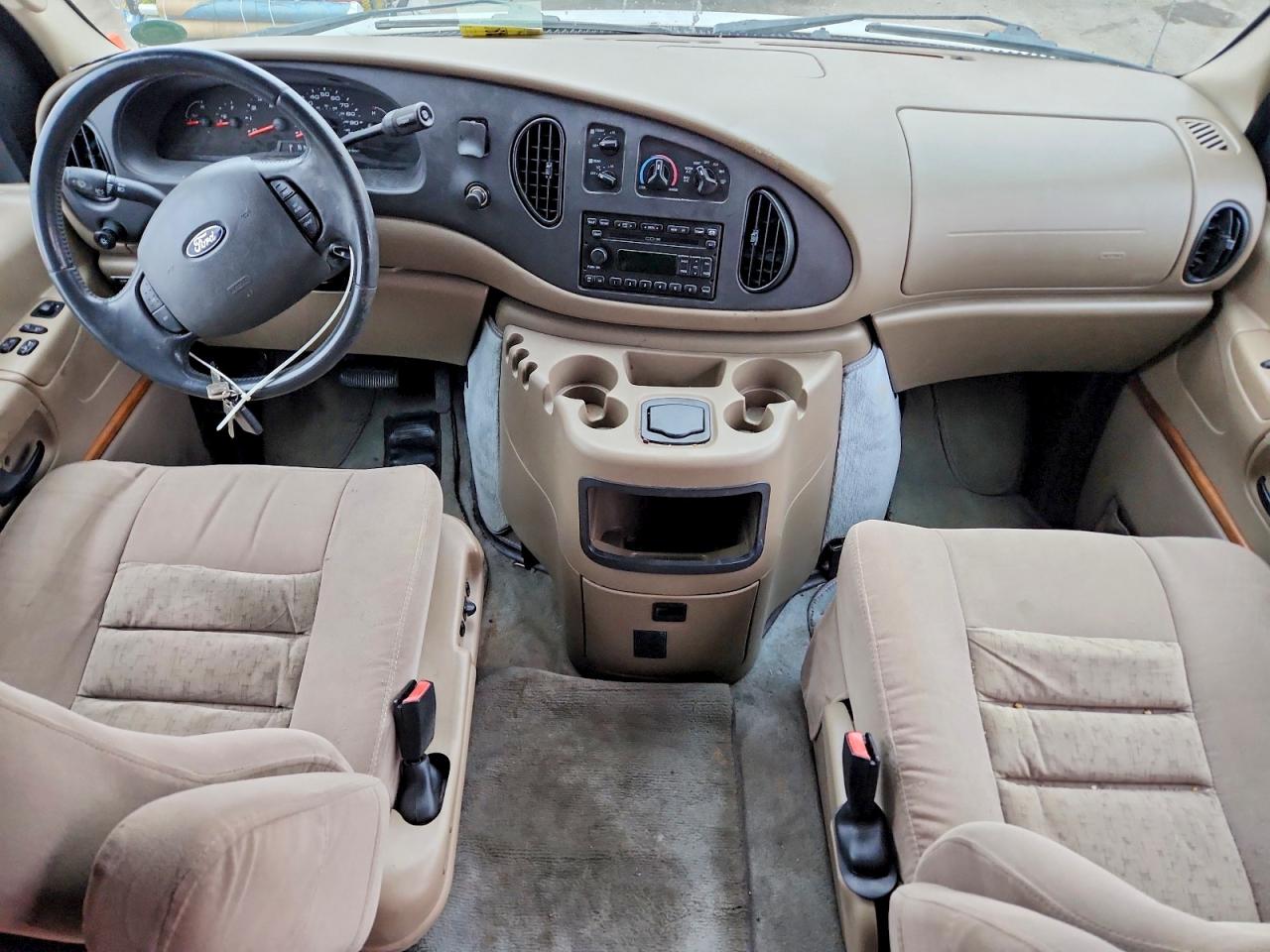 2005 FORD ECONOLINE E250 VAN photo 8