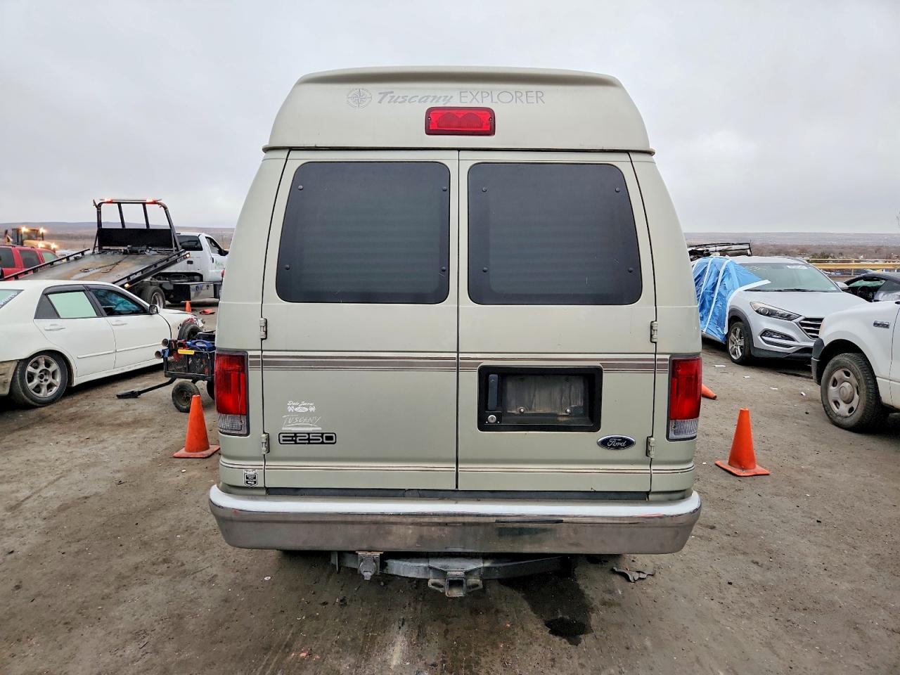 2005 FORD ECONOLINE E250 VAN photo 6