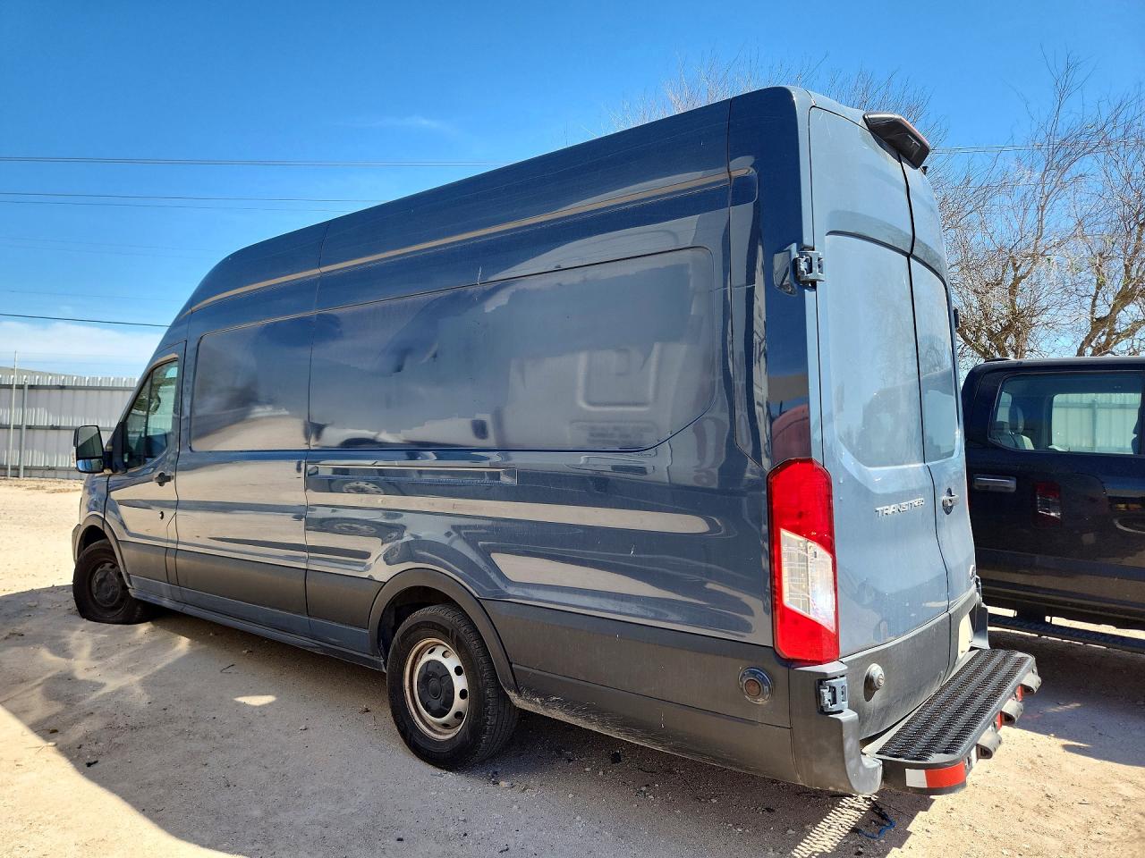 2020 FORD TRANSIT T-250 DELIVERY VAN photo 2