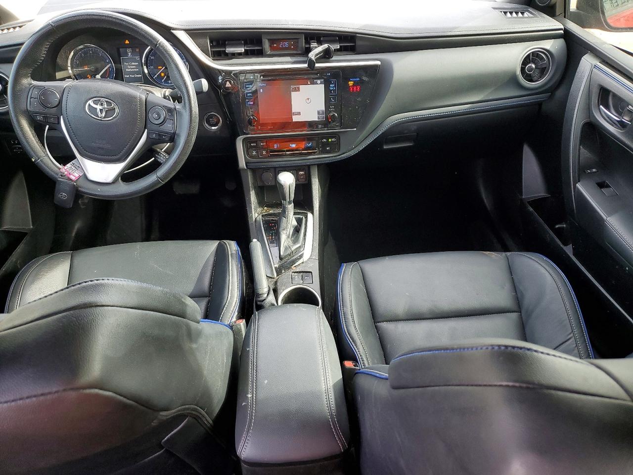 2019 TOYOTA COROLLA L photo 8