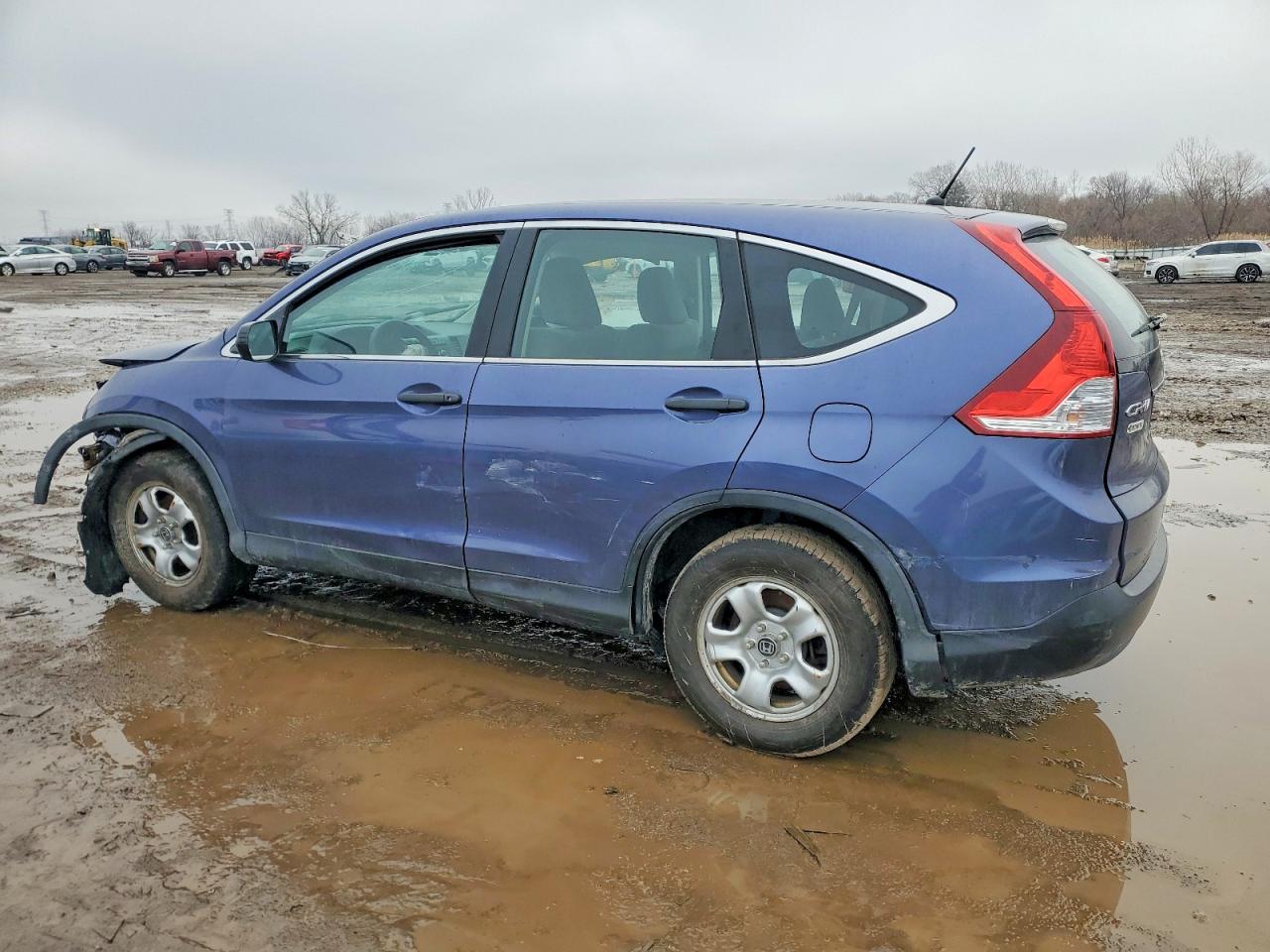 2013 HONDA CR-V LX photo 2