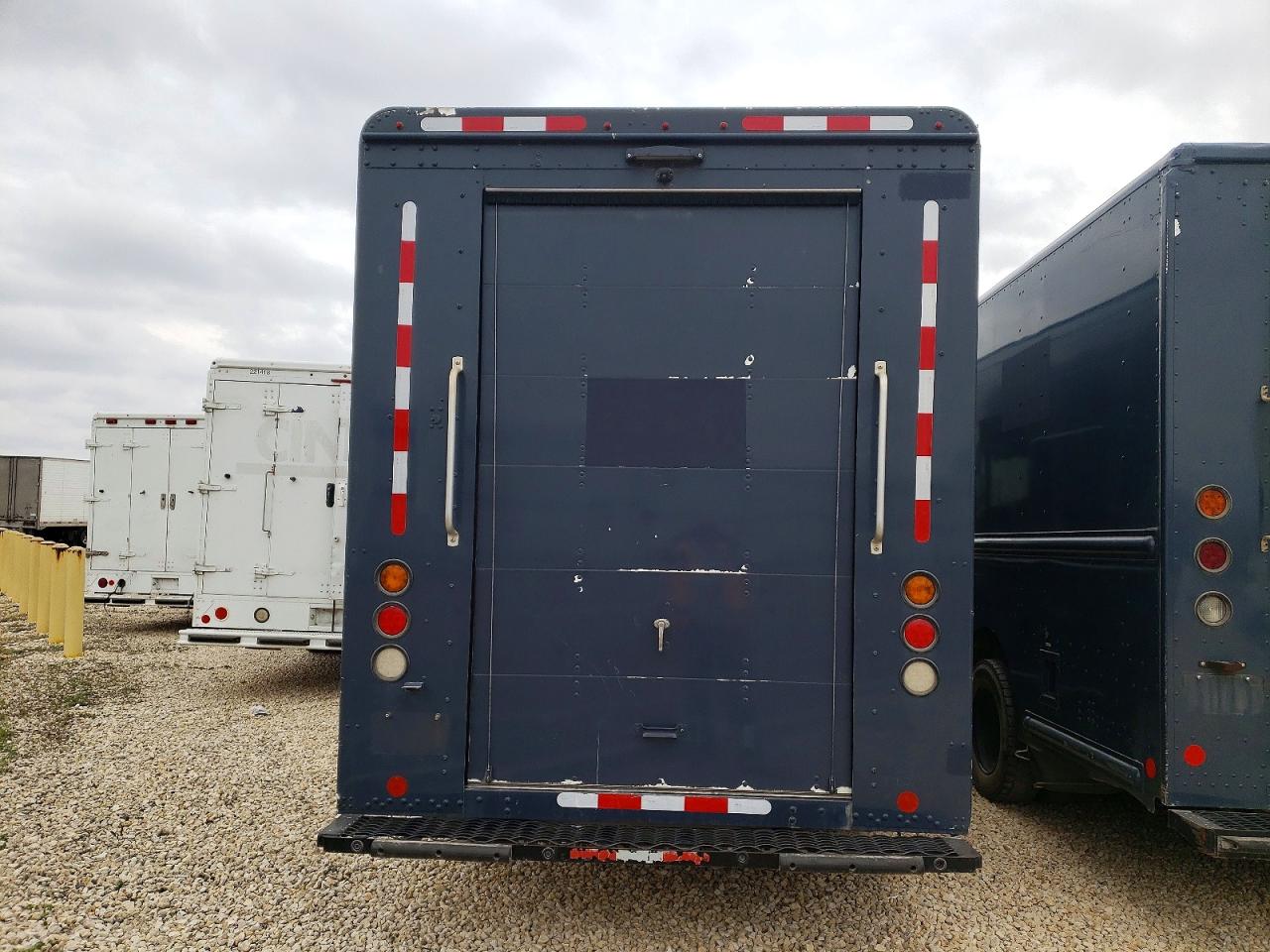 2020 FREIGHTLINER MT 45G DELIVERY TRUCK photo 6