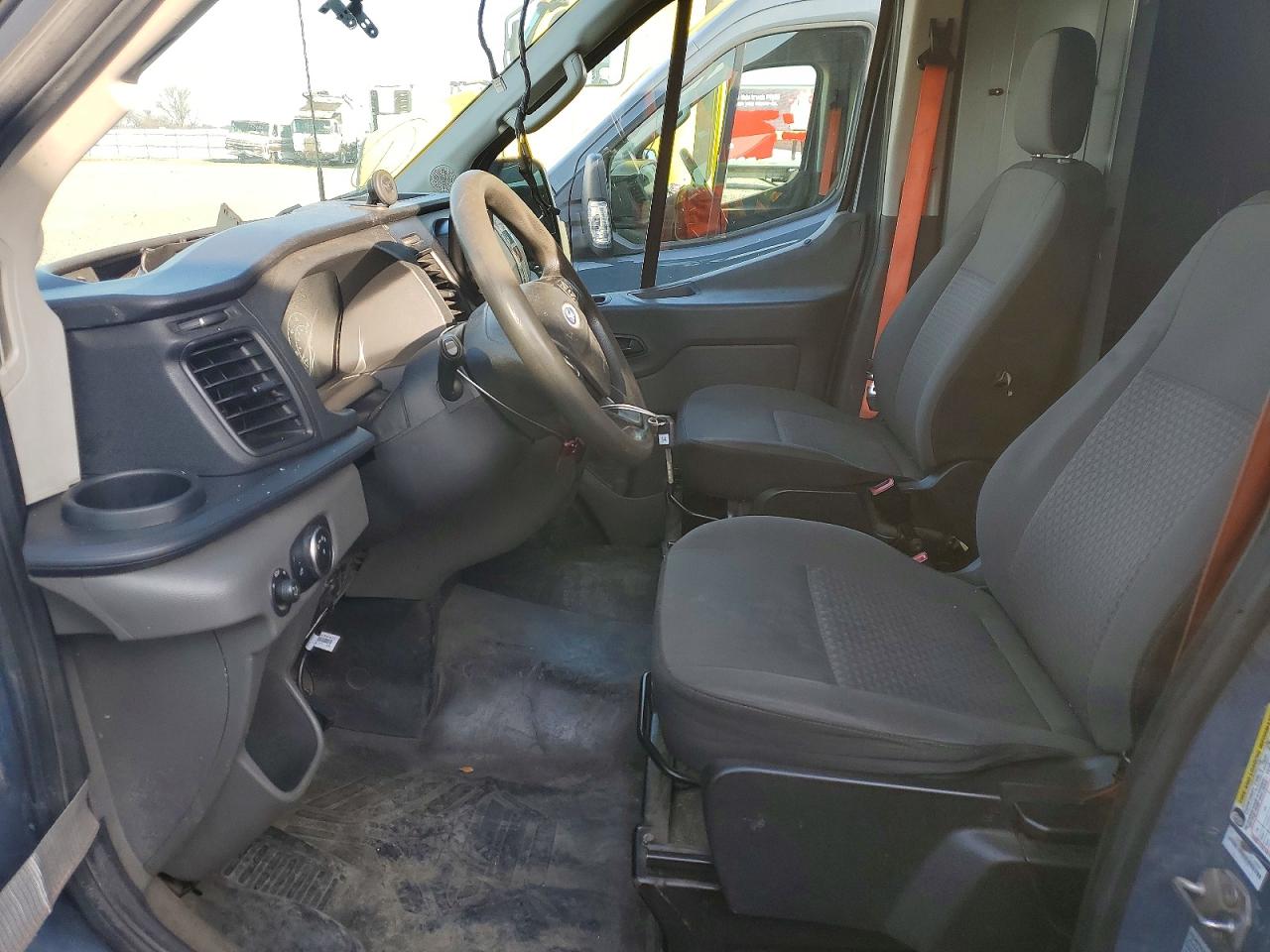 2020 FORD TRANSIT T-250 photo 7