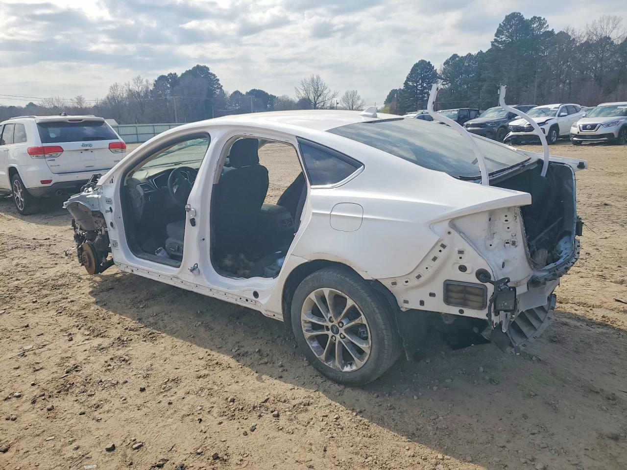 2019 FORD FUSION SE photo 2