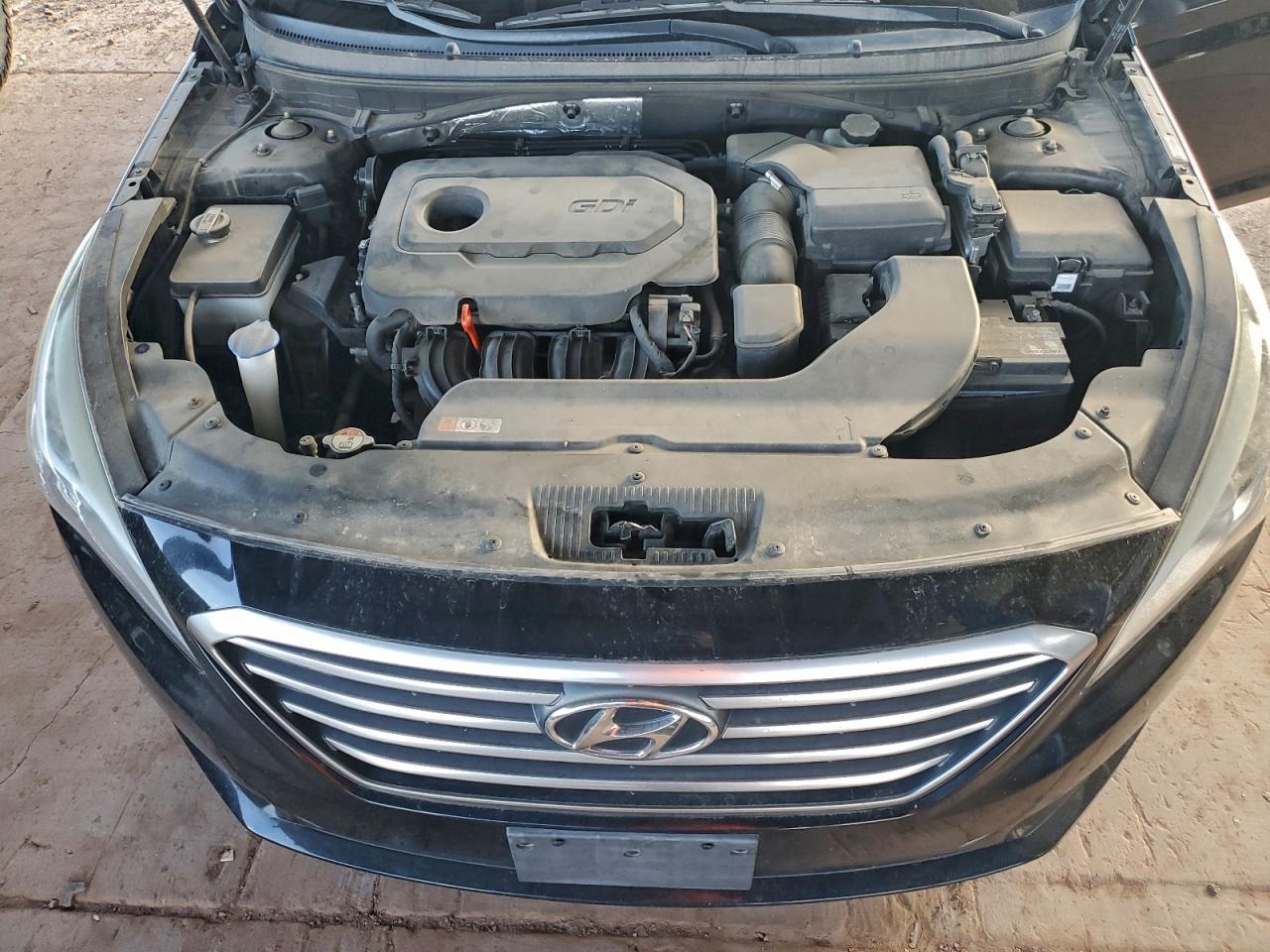 2015 HYUNDAI SONATA SE photo 11