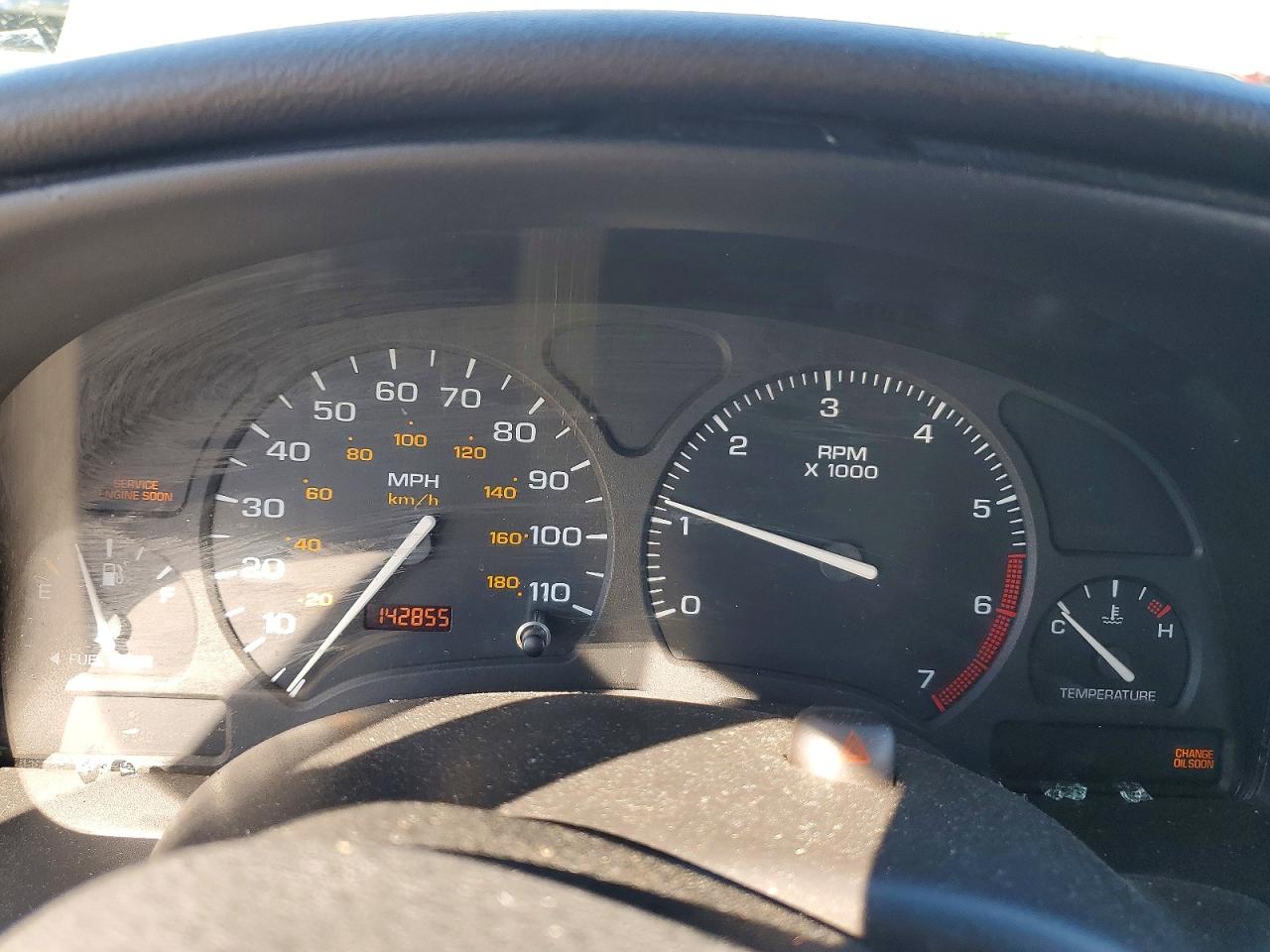 2002 SATURN SL1 photo 9