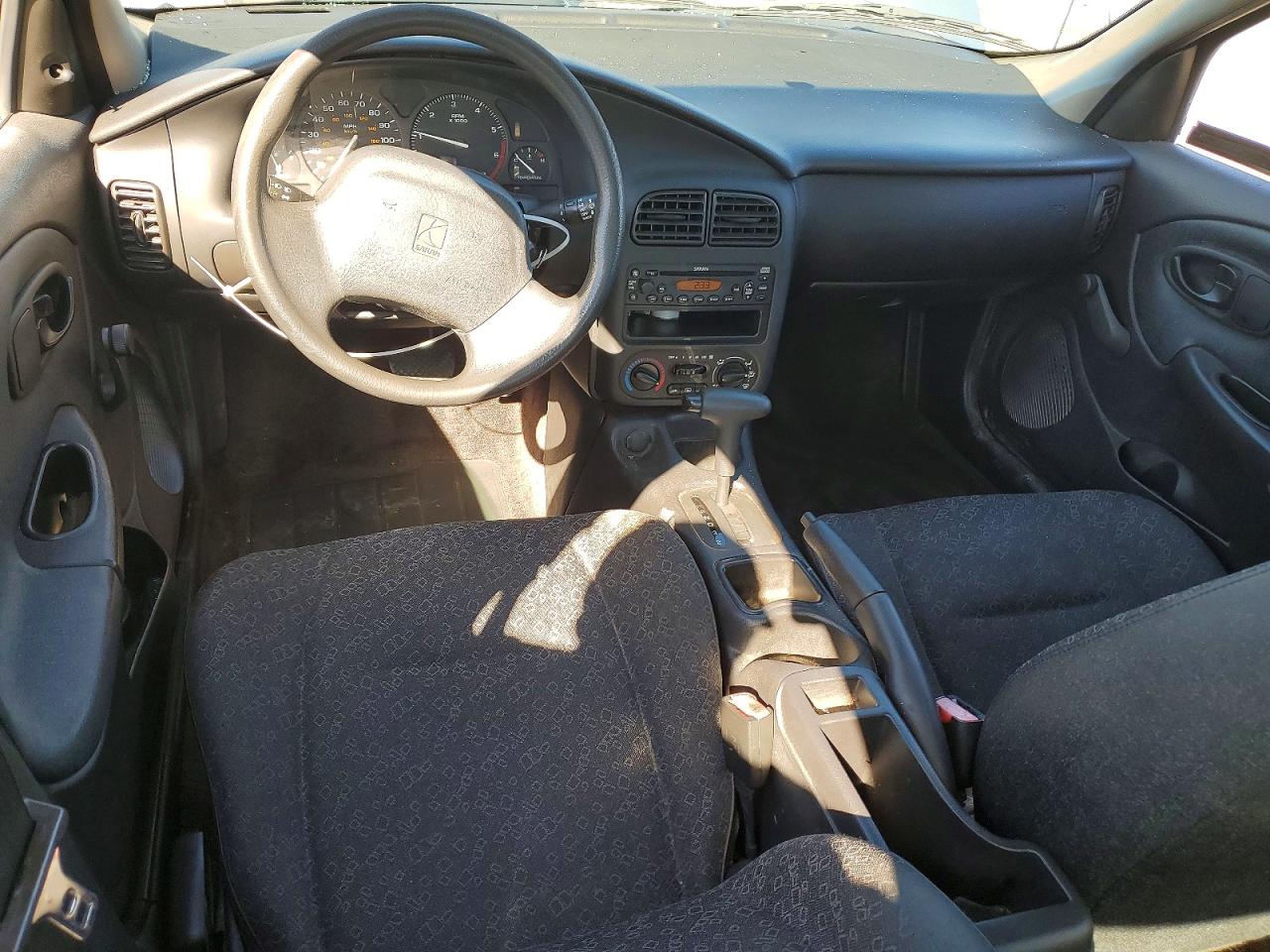 2002 SATURN SL1 photo 8