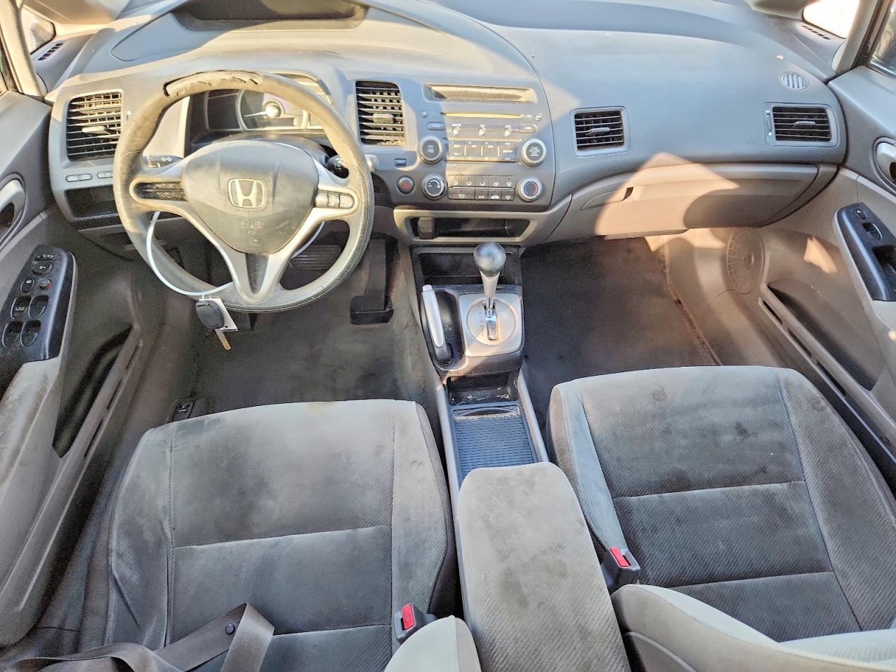 2011 HONDA CIVIC LX photo 8