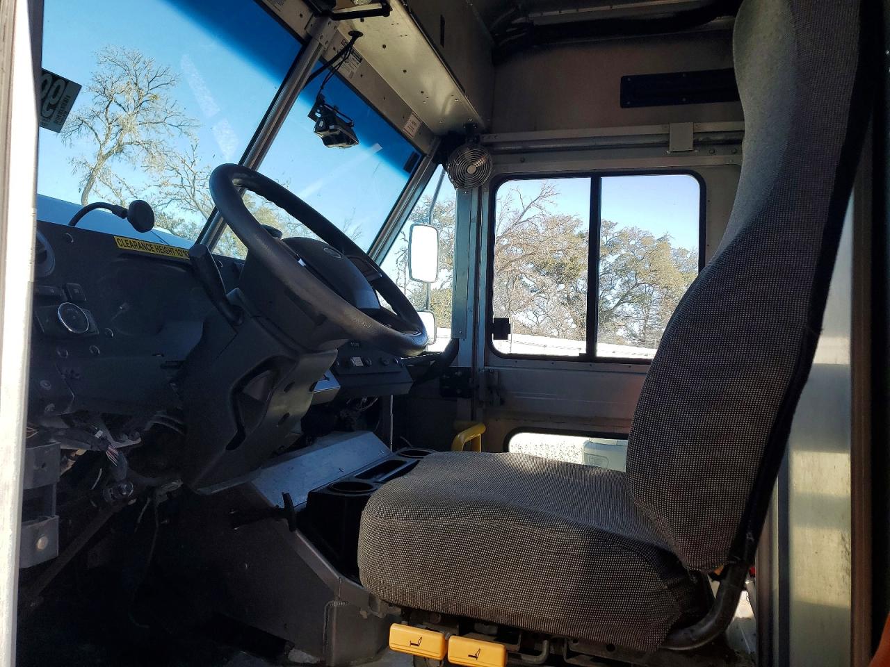 2020 FORD F59 DELIVERY TRUCK photo 7