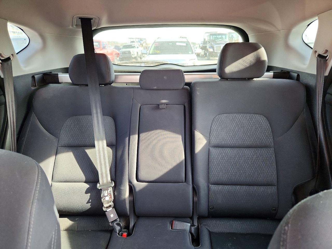 2018 HYUNDAI TUCSON SE photo 28