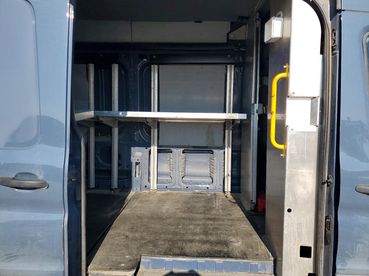 2020 FORD TRANSIT T-250 photo 11