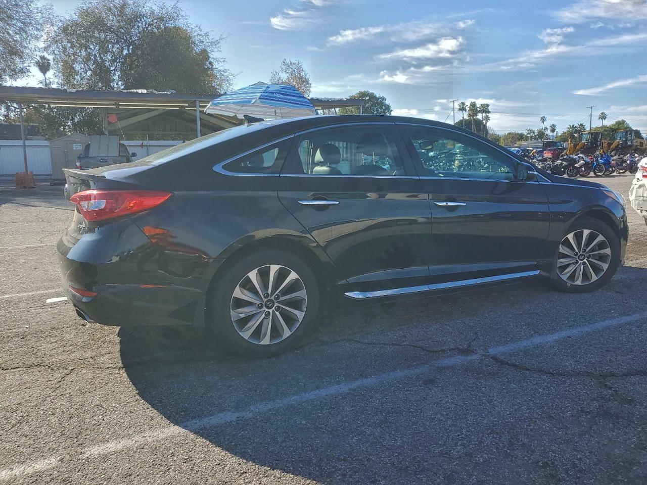 2016 HYUNDAI SONATA SPORT photo 3