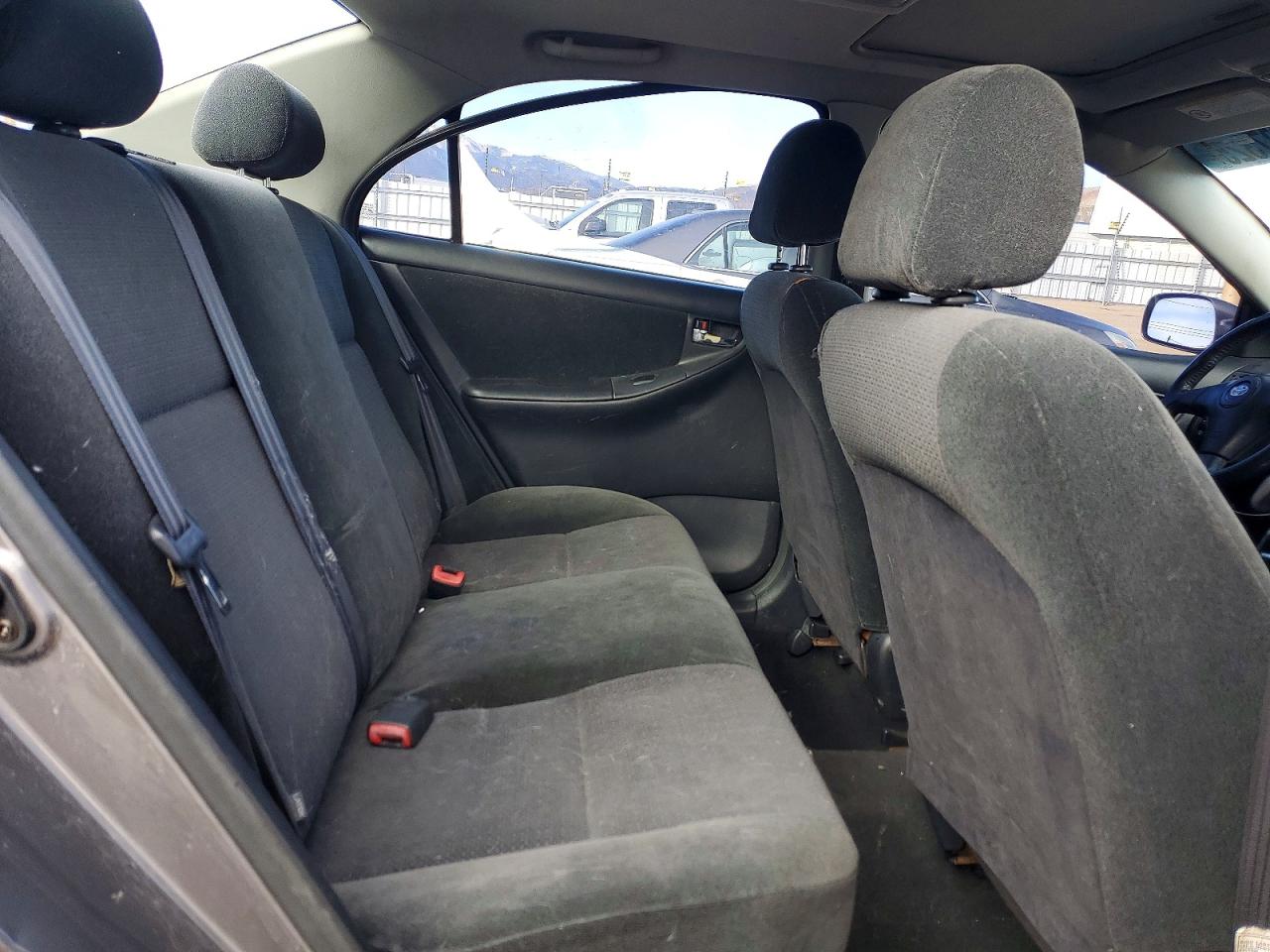 2004 TOYOTA COROLLA CE photo 10
