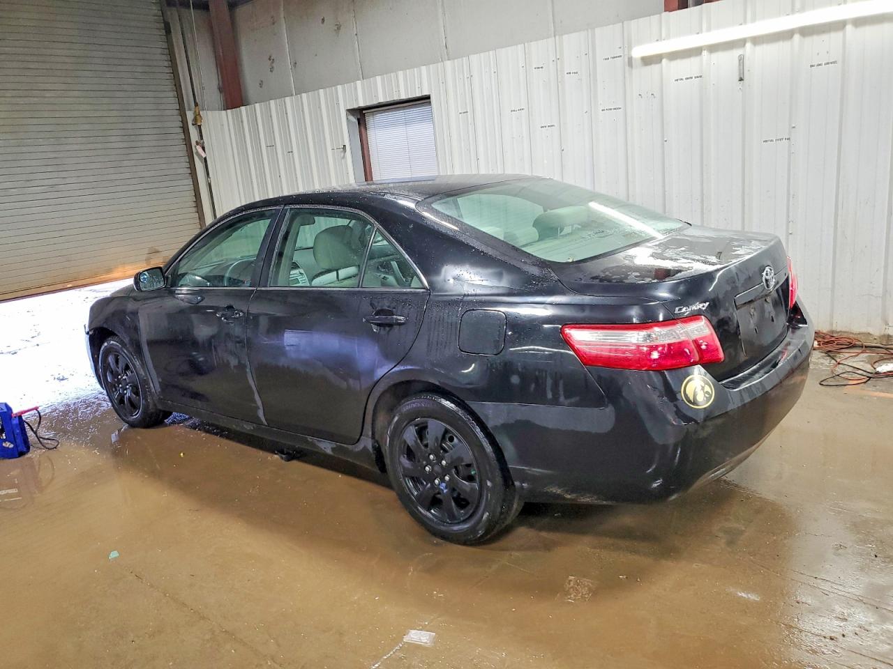 2009 TOYOTA CAMRY BASE photo 2