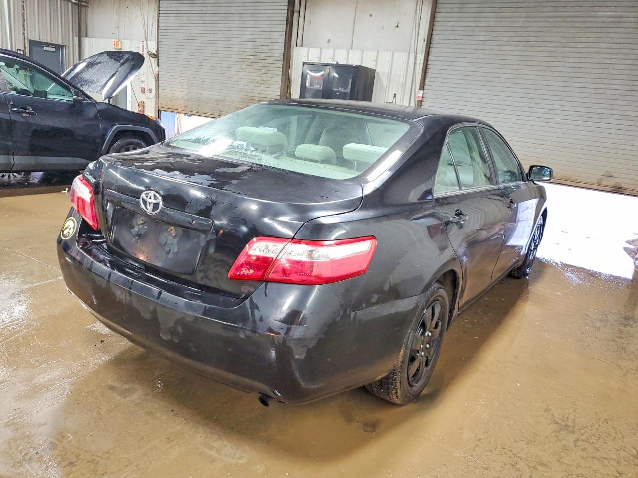 2009 TOYOTA CAMRY BASE photo 3