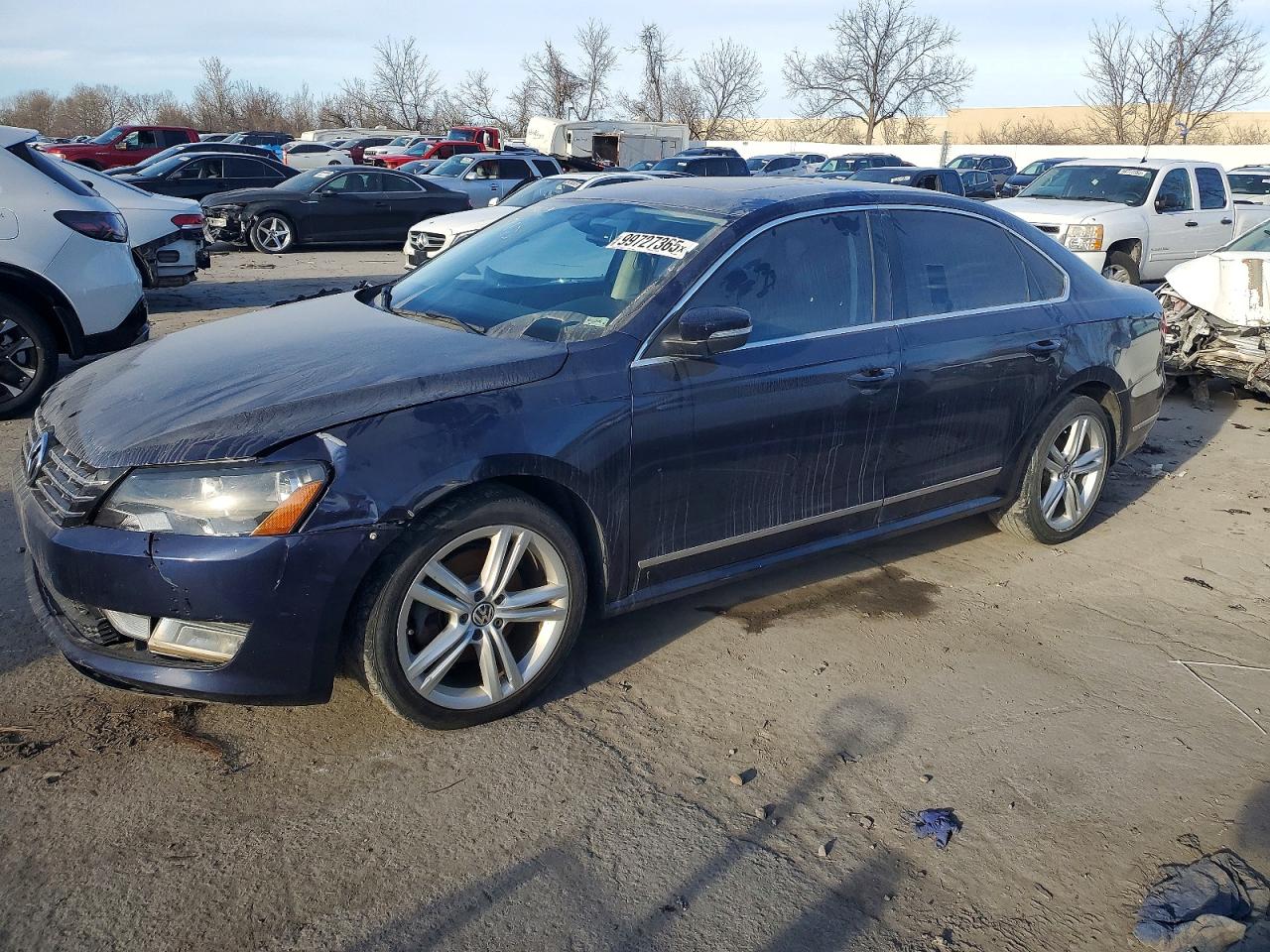 2012 VOLKSWAGEN PASSAT