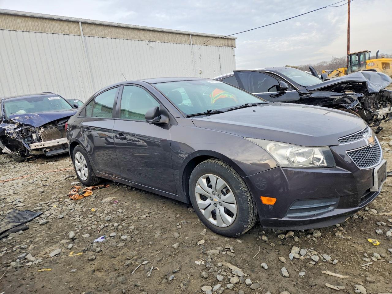 2014 CHEVROLET CRUZE LS photo 4