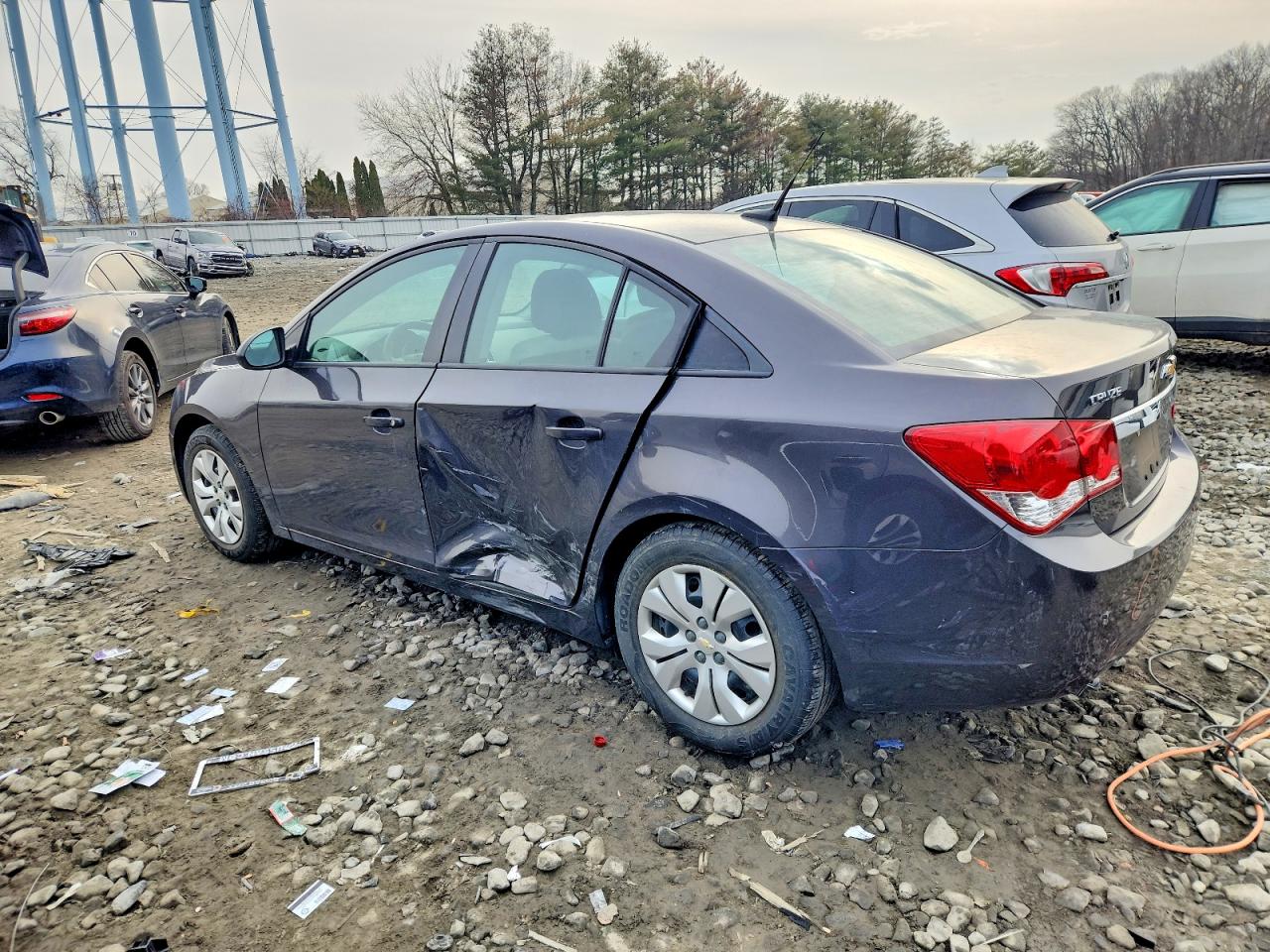 2014 CHEVROLET CRUZE LS photo 2