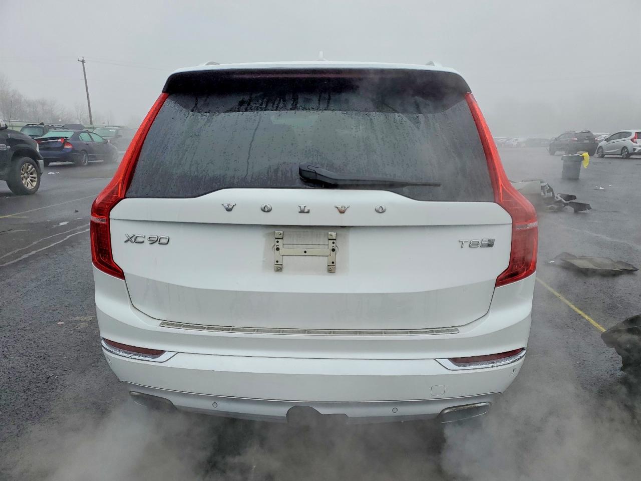 2017 VOLVO XC90 T8 photo 6