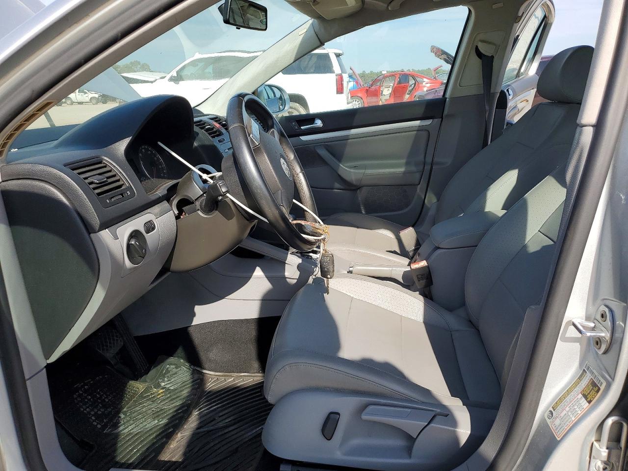 2008 VOLKSWAGEN JETTA SE photo 7