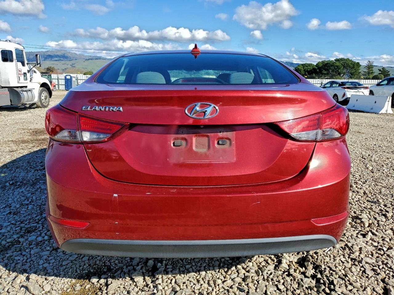 2016 HYUNDAI ELANTRA SE photo 6