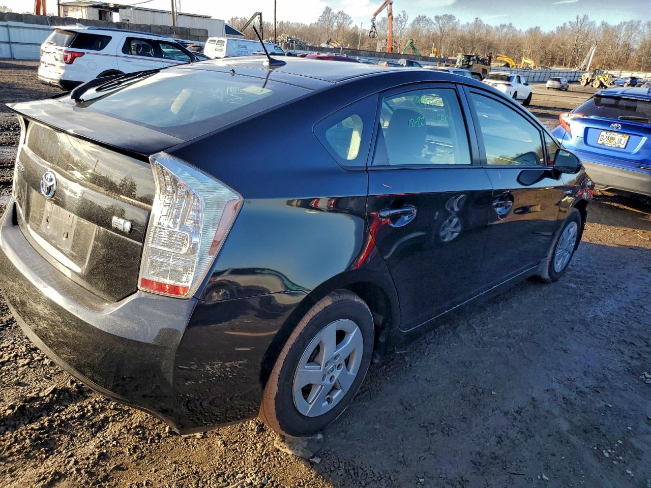2010 TOYOTA PRIUS photo 3