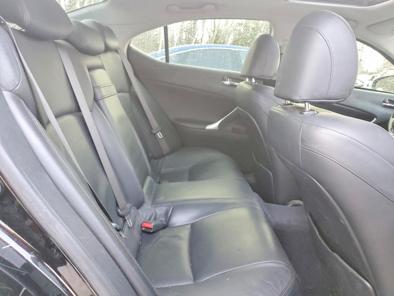 2007 LEXUS IS 250 photo 10
