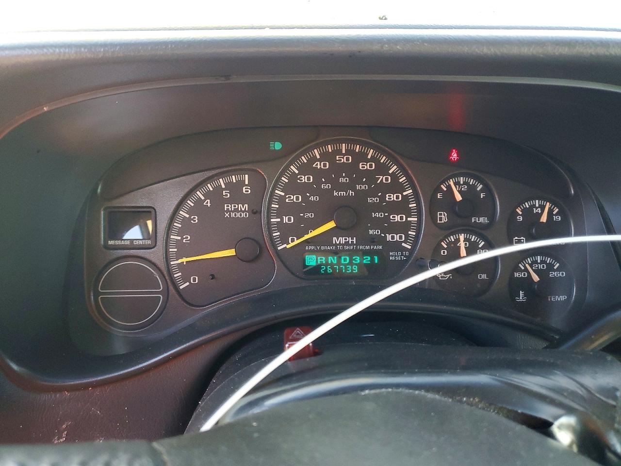 2001 CHEVROLET SUBURBAN C1500 photo 17