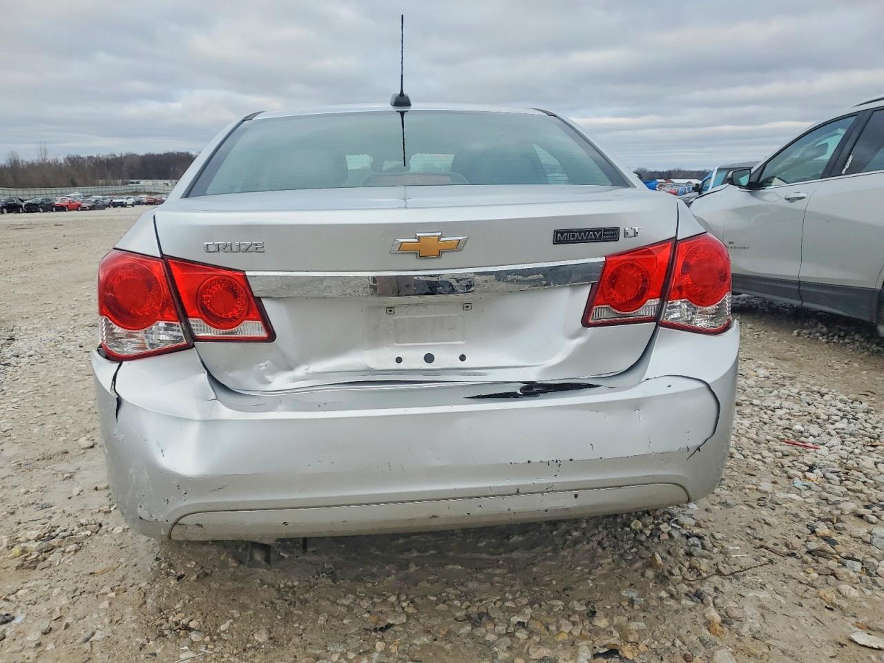 2016 CHEVROLET CRUZE LIMITED LT photo 6
