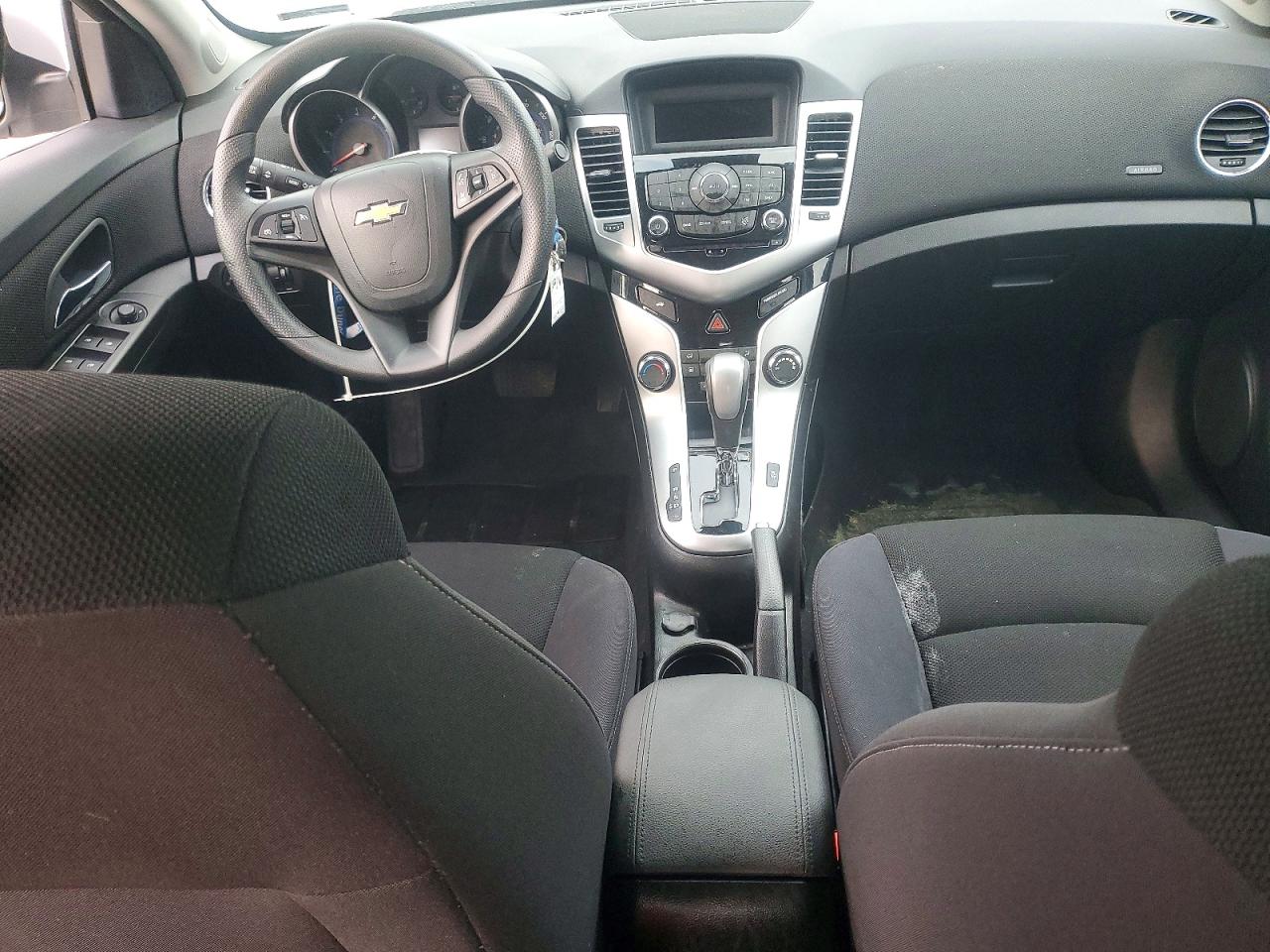 2016 CHEVROLET CRUZE LIMITED LT photo 8